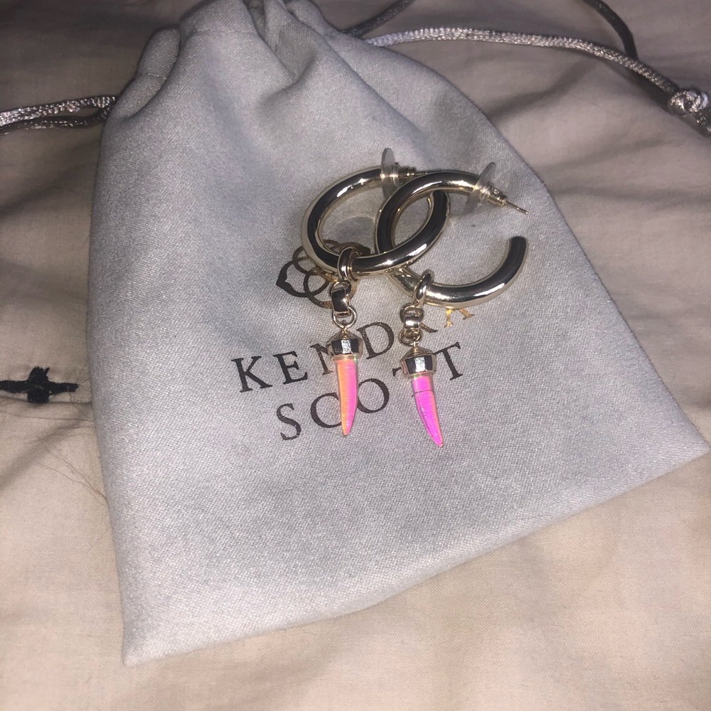 Kendra Scott Samuel Earrings 🤩